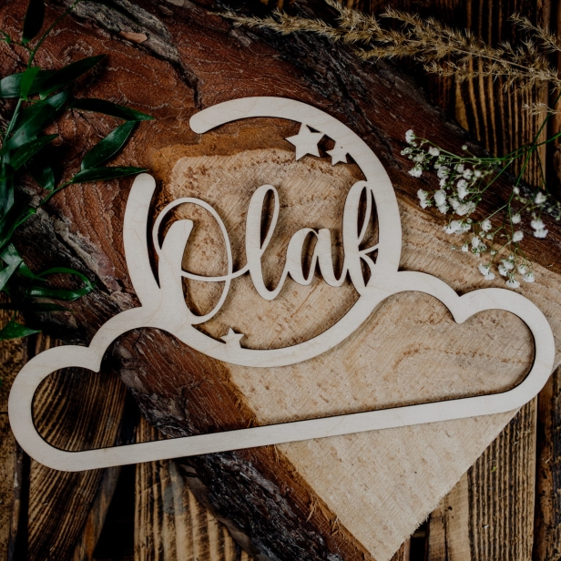 Drewniany Wieszak z imieniem dziecka