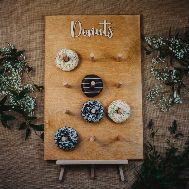 Drewniana tablica na Donaty kolo kolor dąb