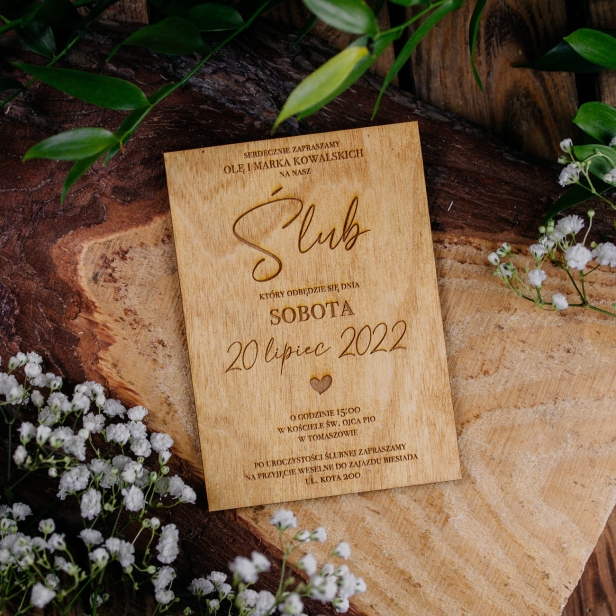 Drewniane zaproszenie serce