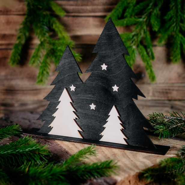 Drewniana choinka święta