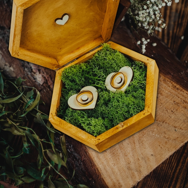 Drewniana szkatułka na obrączki kolor dąb